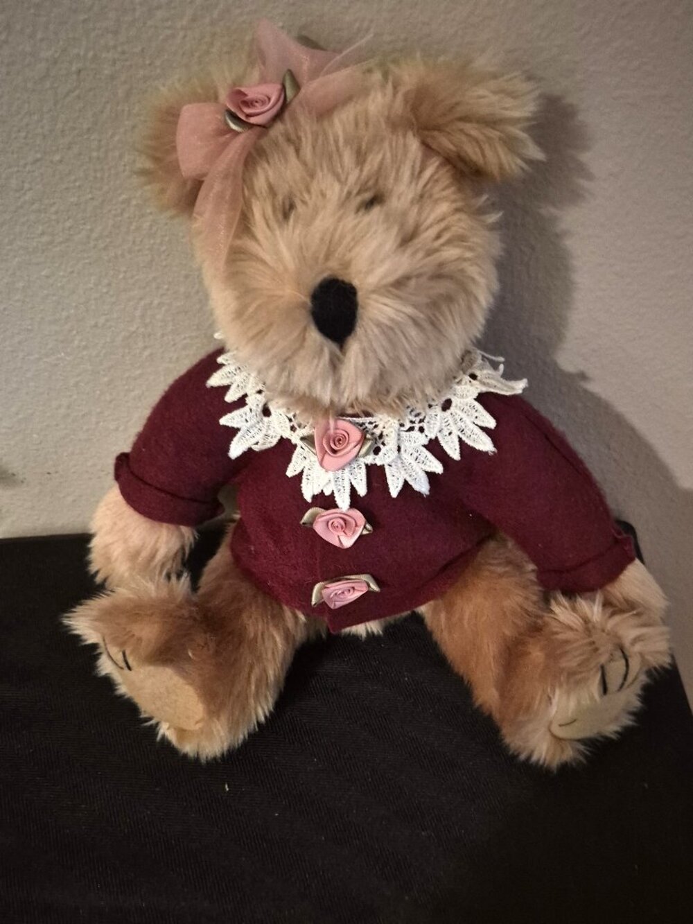 1996 Berkley Designs Girl Jointed Teddy Bear
